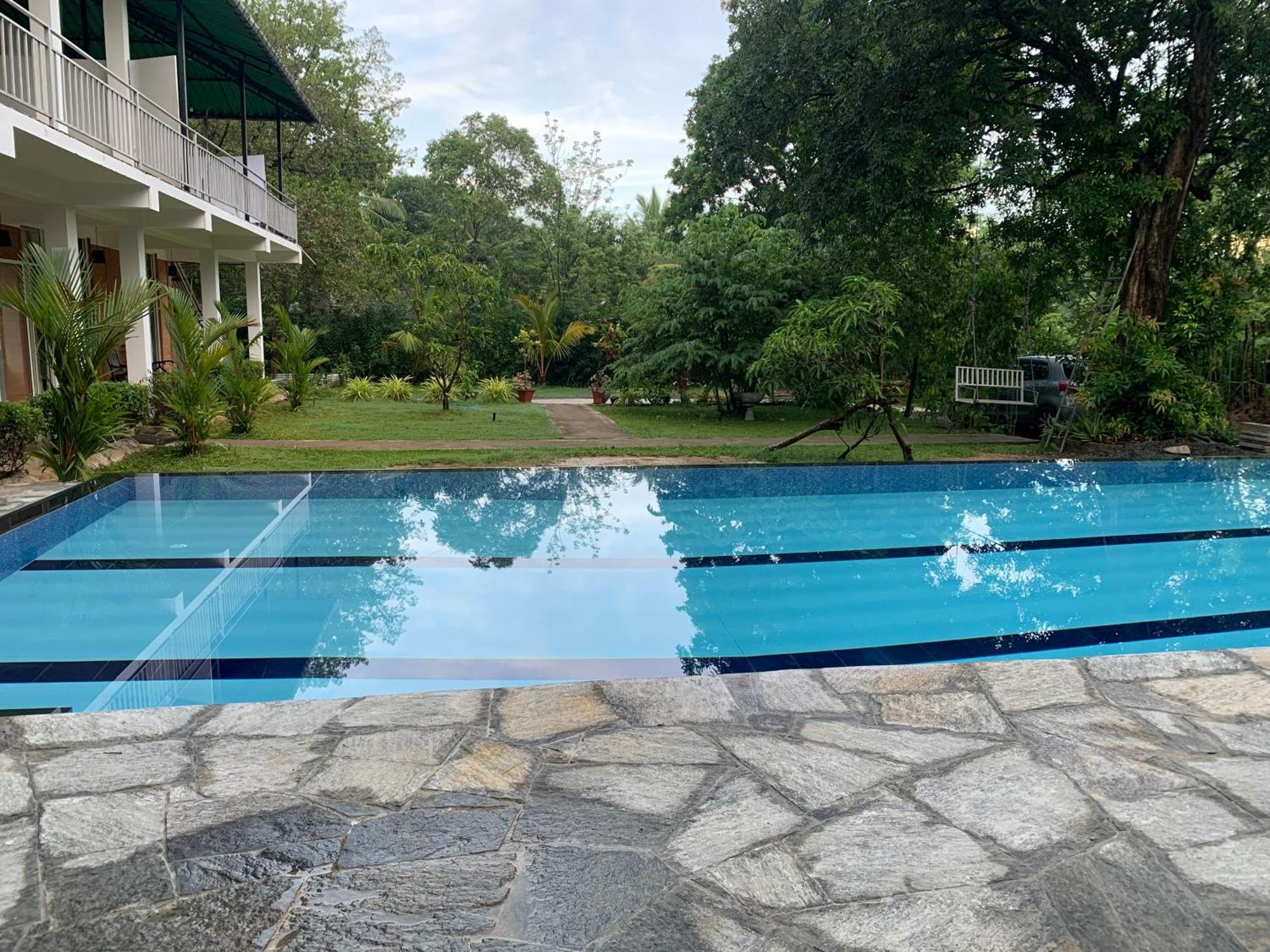 Sigiriya Rock Hide Hotel Екстериор снимка