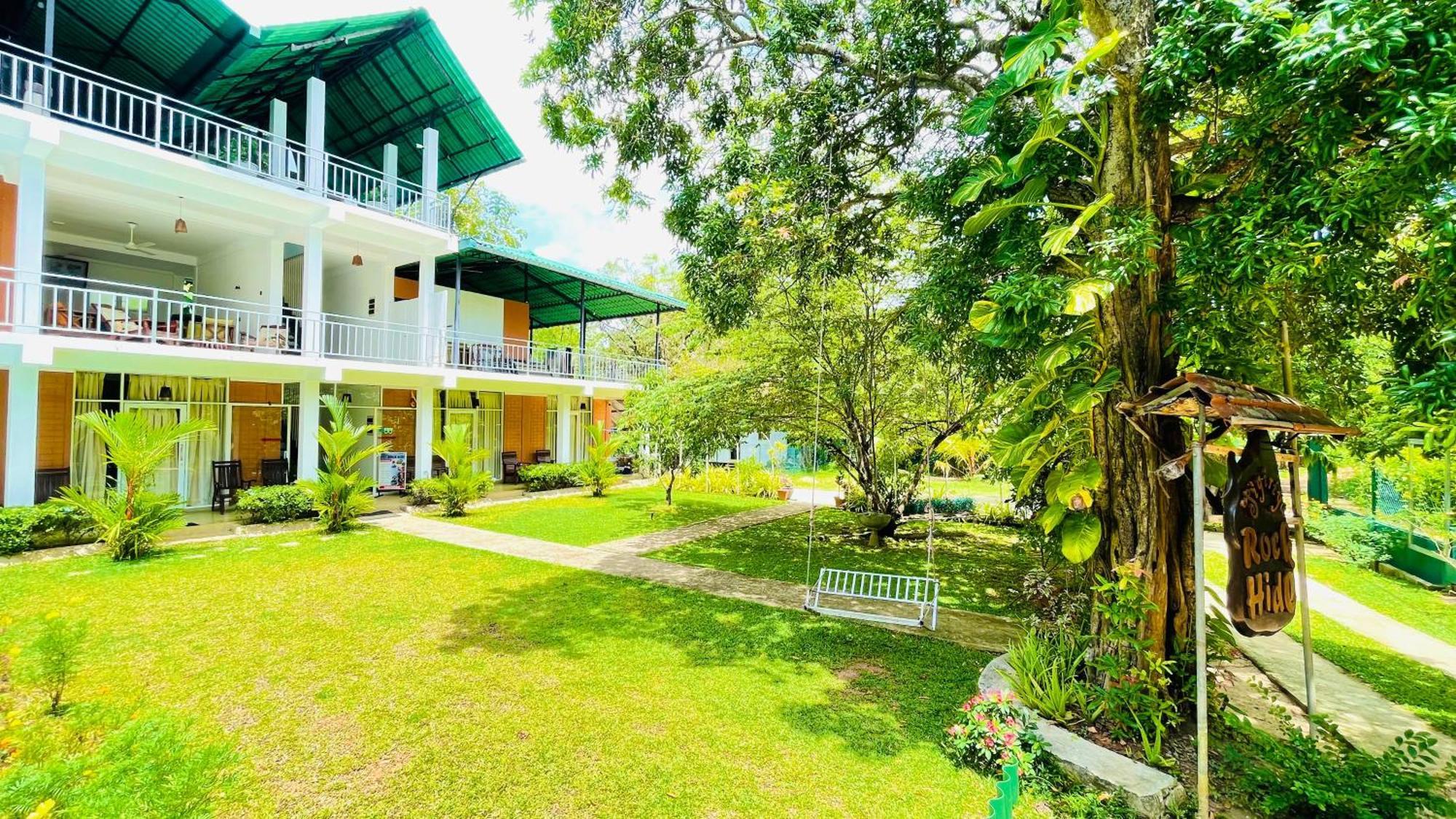 Sigiriya Rock Hide Hotel Екстериор снимка